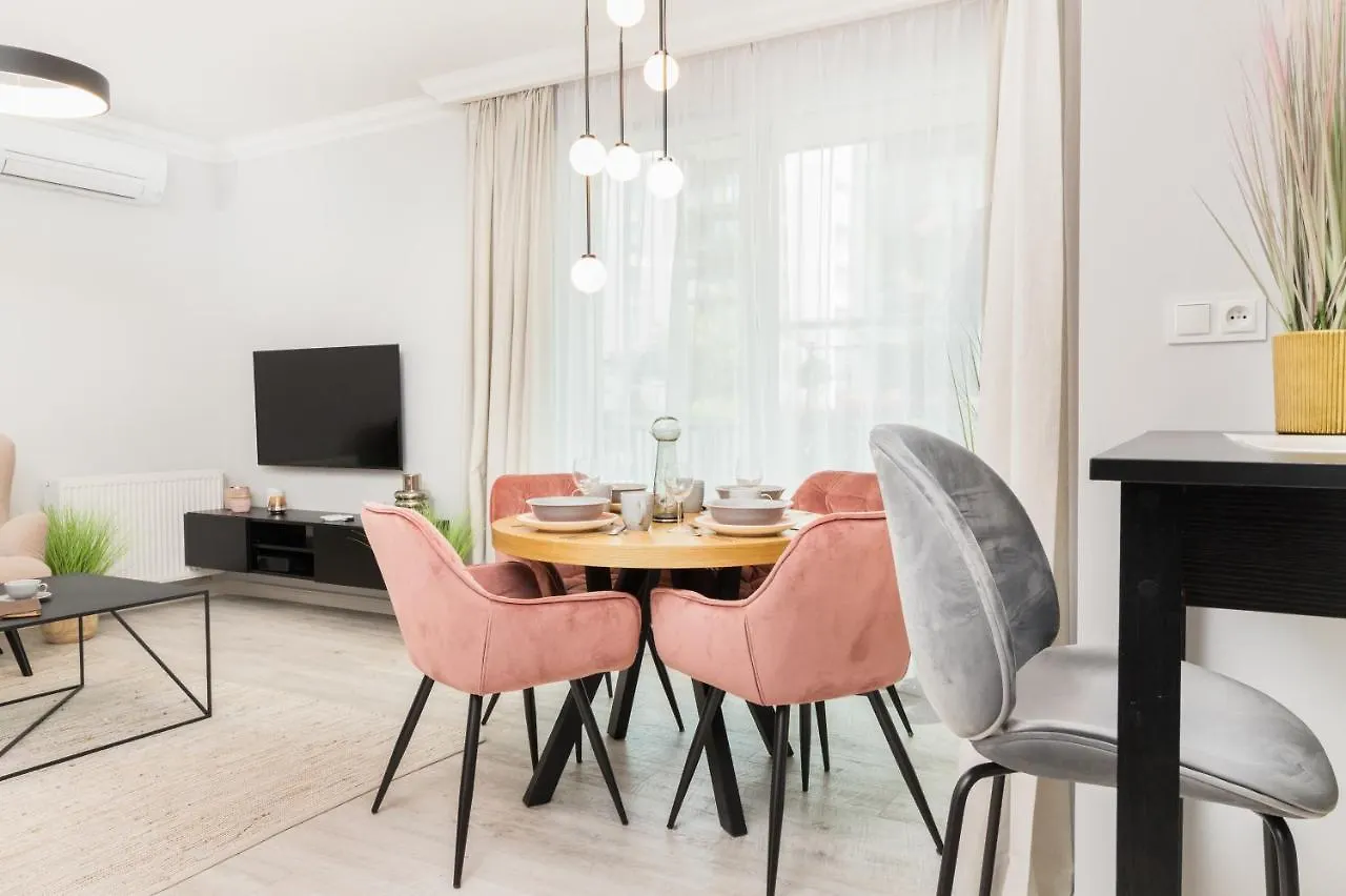 Harmonia Oliwska Premium By Renters Prestige Apartment Gdansk Poland